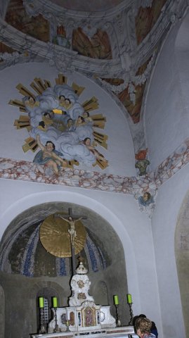 04. Saint-Pierre du Mont - le choeur et le transept.[photo JPV]